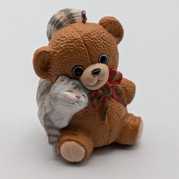 Hallmark Keepsake Purrfect Snuggle 1988, Teddy Bear w/ Kitten Vintage Ornament - Picture 1 of 12